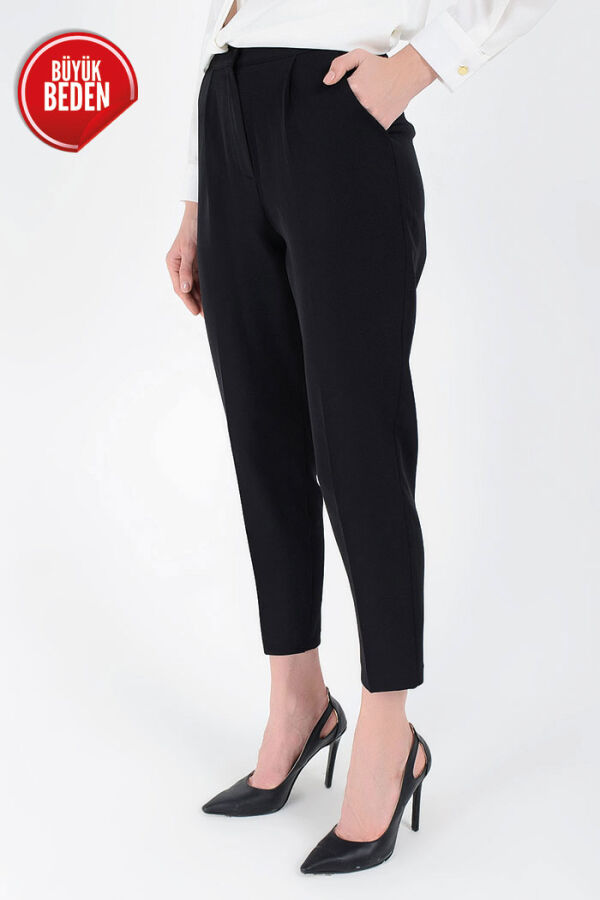0201-1 Karottenlange Hose in großen Größen Schwarz - 5