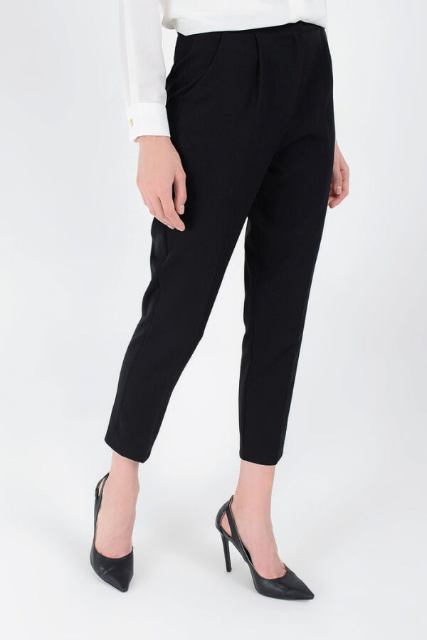 0201 Karottenlange Hose Schwarz - 6