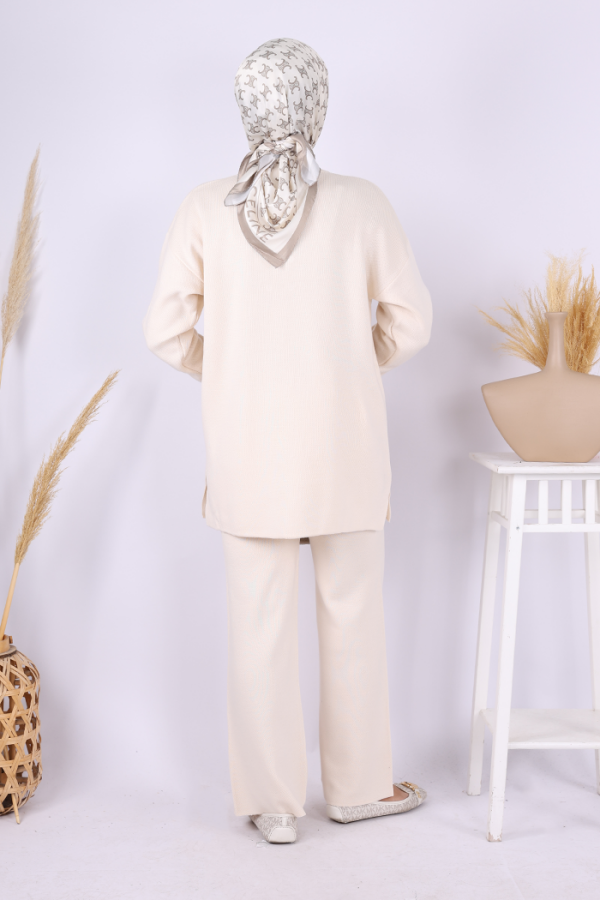 Yarım Balıkçı Önü Düğme Detaylı Takım 1630 Taş - 3