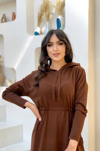 Boyun Kısmı Bağcık Detay Bel Kısmı Sıkma Detaylı Kapşonlu Triko Elbise 20109 Kahverengi - 4