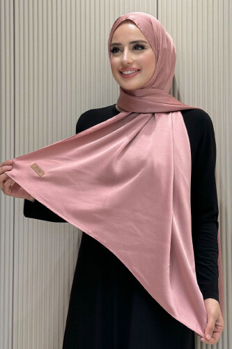 2024 Kobe Saten Şal Pudra - Bym Fashion