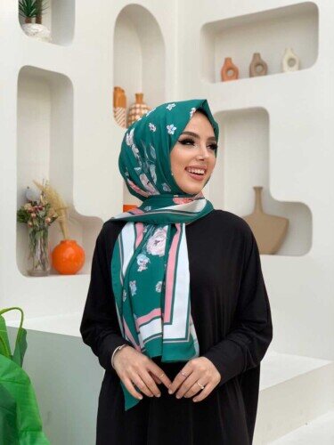 2041 Manolya Şal Zümrüt 