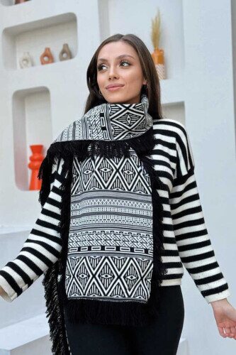 Uç Kısımları Püsküllü Etnik Desenli Triko Şal 22233 Siyah - Bym Fashion