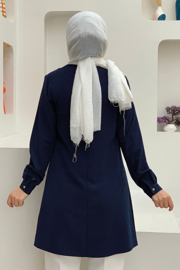 Lange Tunika mit Rundhalsausschnitt, 2649, Marineblau, mit Knöpfen an den Ärmelbündchen - 4