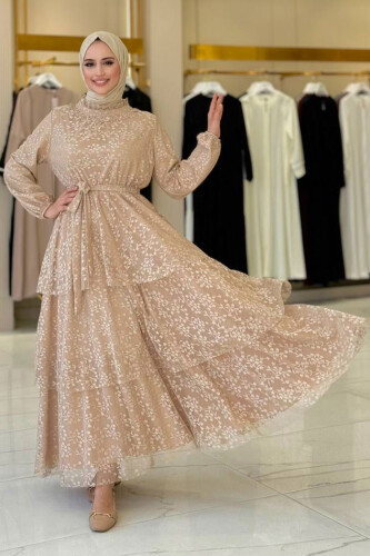 Dantel Kat Kat Detaylı Kol Manşetleri Lastikli Kuşaklı Astarlı Elbise 3614 Vizon - Bym Fashion