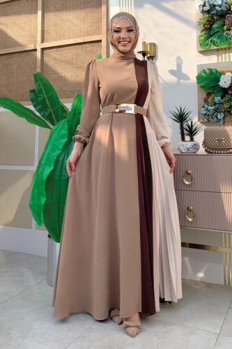 Üç Renkli Bel Kemer Pilise Detay Elbise 3622 Vizon - Bym Fashion