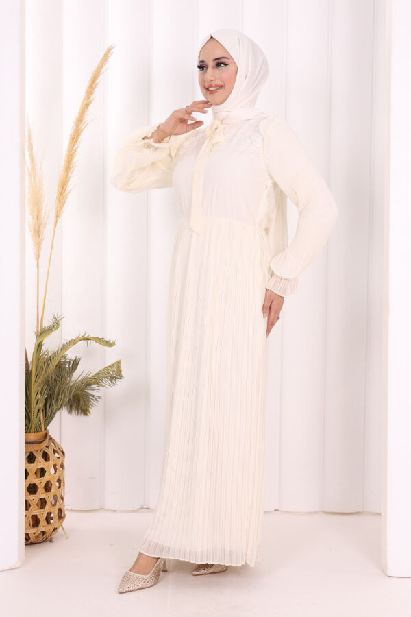 Piliseli Omuz Kısmı Dantel Görünümlü Yaka Detay Elbise 3726 Ekru - 2