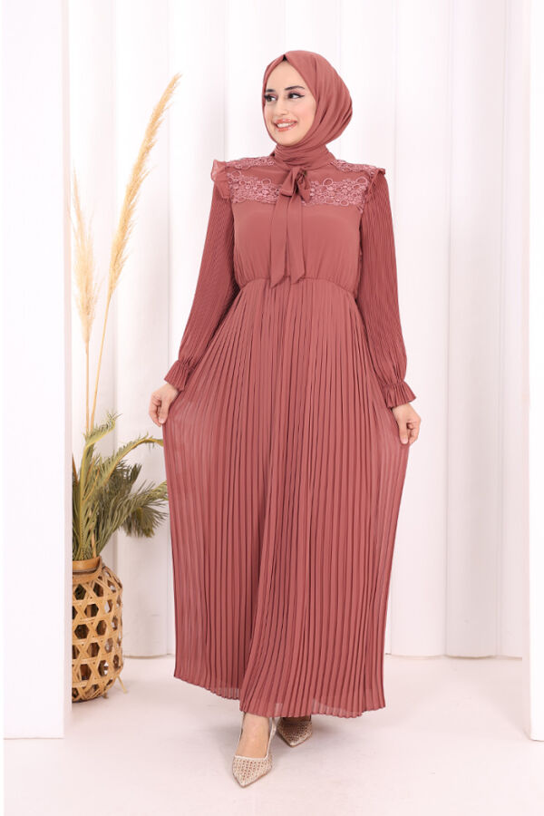 Piliseli Omuz Kısmı Dantel Görünümlü Yaka Detay Elbise 3726 Gül Kurusu - 1