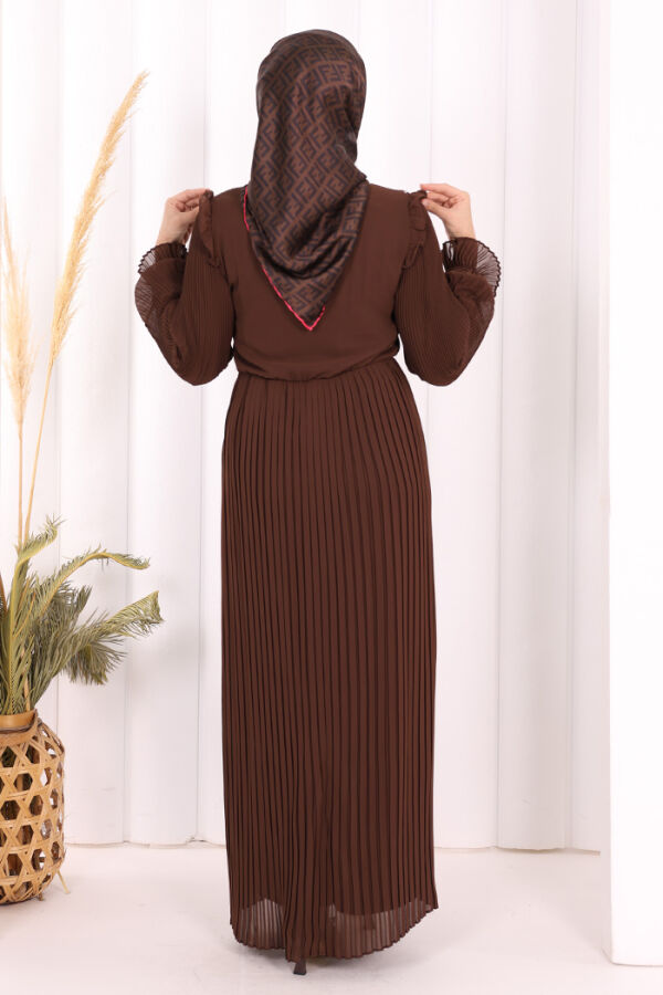 Piliseli Omuz Kısmı Dantel Görünümlü Yaka Detay Elbise 3726 Kahverengi - 4