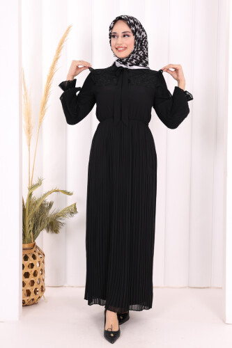 Piliseli Omuz Kısmı Dantel Görünümlü Yaka Detay Elbise 3726 Siyah 