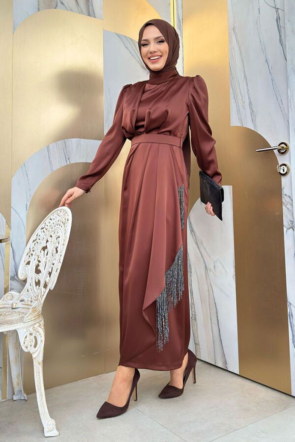 Etek Püskül Detay Kemer Aksesuarlı Saten Abiye Elbise 3763 Kahverengi - 6