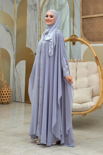 Abendkleid-Anzug aus Chiffon mit Cape und Steinstickerei und Kapuze, 3779 Grau - 3