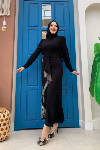 فستان سهرة ذو سلسلة أمامية مزين بشراشيب موديل سمكي 3810 أسود - 6