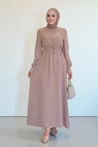 Taş İşlemeli Kuşaklı Elbise 3830 Vizon - Bym Fashion