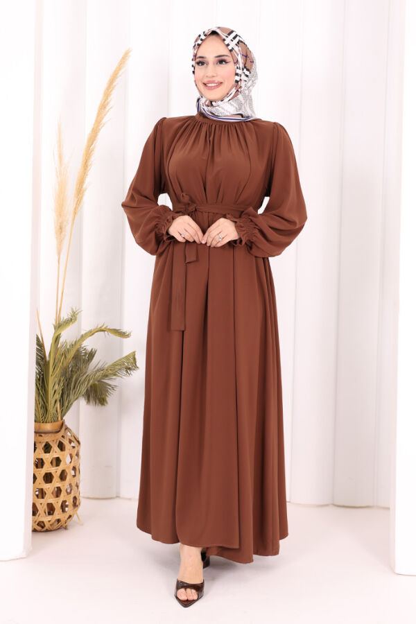 Yaka ve Kol Manşetleri Büzgü Görünümlü Kuşaklı Elbise 6014 Kahverengi - 1
