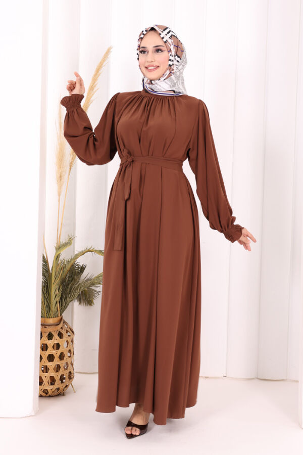 Yaka ve Kol Manşetleri Büzgü Görünümlü Kuşaklı Elbise 6014 Kahverengi - 3