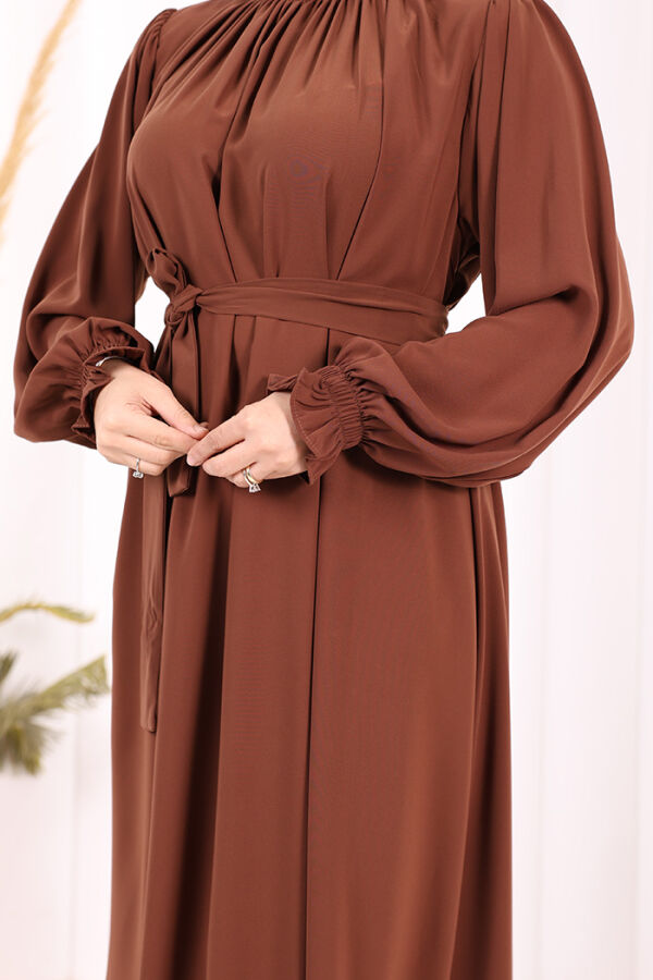 Yaka ve Kol Manşetleri Büzgü Görünümlü Kuşaklı Elbise 6014 Kahverengi - 7