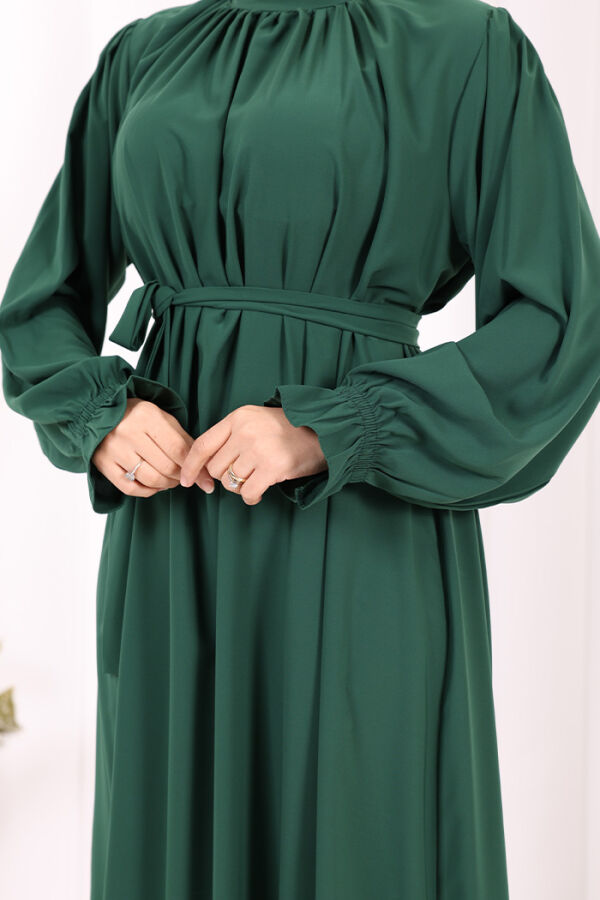 Yaka ve Kol Manşetleri Büzgü Görünümlü Kuşaklı Elbise 6014 Zümrüt - 2