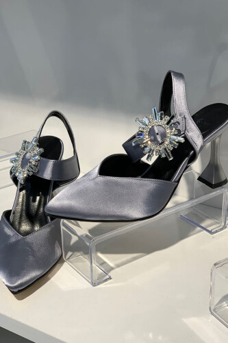 6547 Saten Topuklu Ayakkabı Gri - Bym Fashion