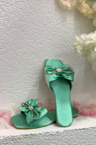 6557 Saten Taşlı Terlik Mint - Bym Fashion