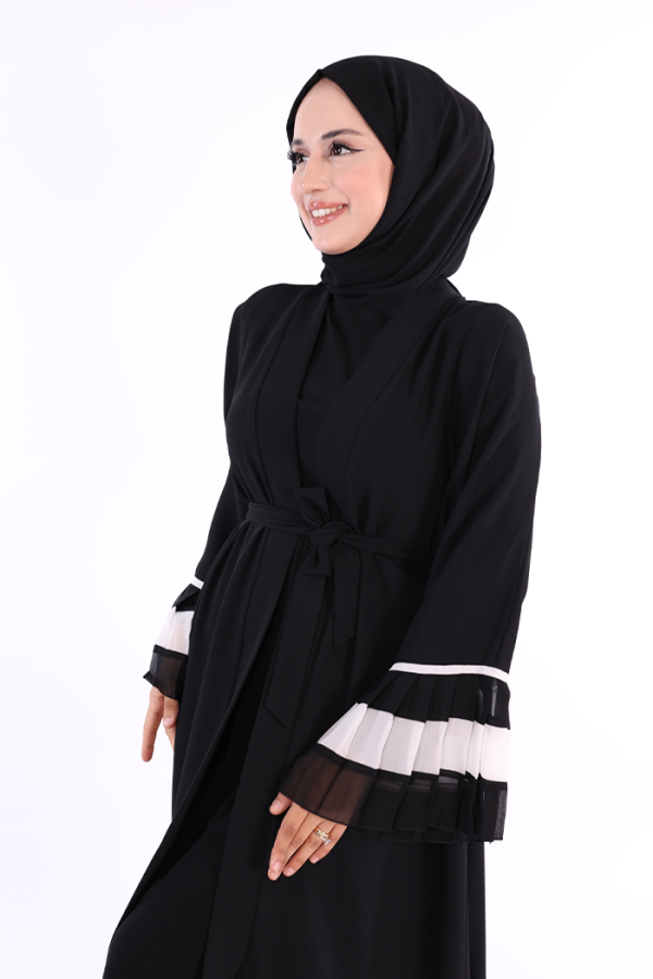 Kol ve Etek Ucu İki Renkli Bel Kuşaklı Piliseli Abaya 7454 Siyah-Beyaz - 4