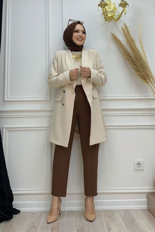 Gefütterte Jacke im Taschen-Look mit Knopfdetail vorne 7660 Stone - 5