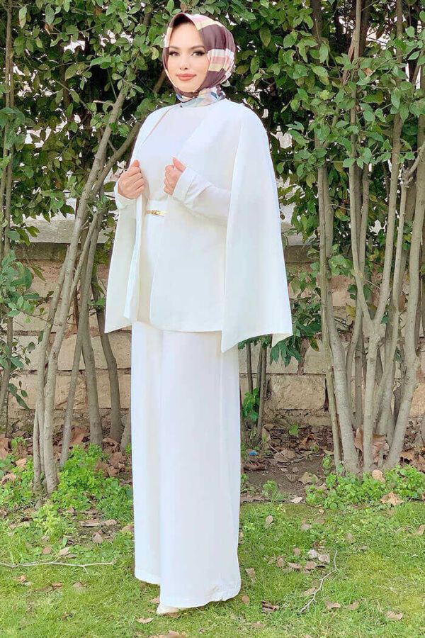 Gerade gefütterte Jacke im Cape-Ärmel-Look 7666 Ecru - 2