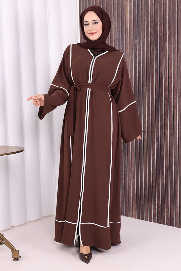 Çizgi Desenli Önü Boydan Fermuarlı Bel Kuşaklı Ferace 7885 Kahverengi - 2