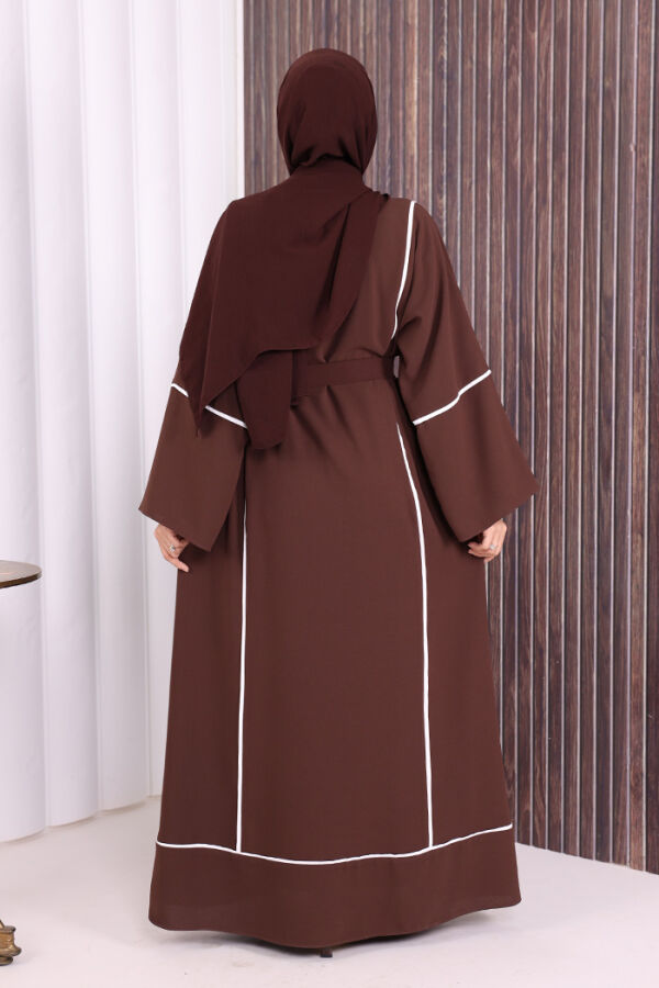 Çizgi Desenli Önü Boydan Fermuarlı Bel Kuşaklı Ferace 7885 Kahverengi - 4
