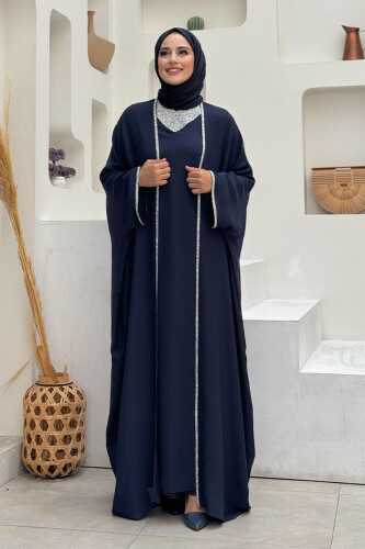 Taş İşleme Detay Elbiseli Pelerin Takım 8496 Lacivert - Bym Fashion