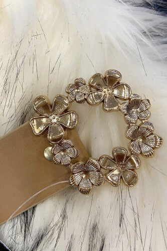 9045 Çiçek Toka Kemer Vizon - Bym Fashion