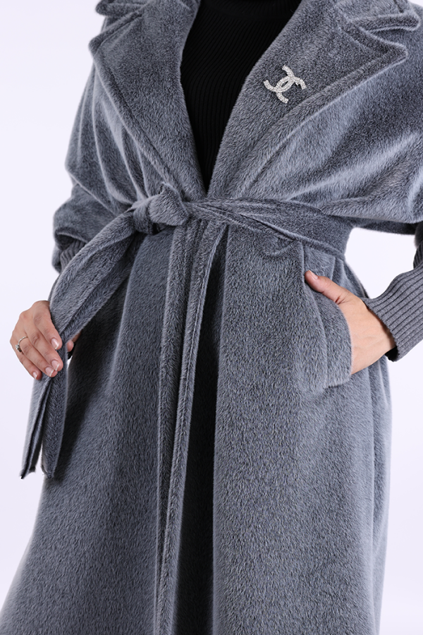 Bel Kuşaklı Yaka Taş Broş Detaylı Uzun Kaban 7923 Gri - 6