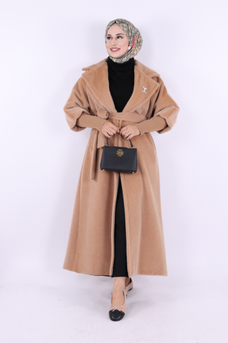 Bel Kuşaklı Yaka Taş Broş Detaylı Uzun Kaban 7923 Vizon - 2