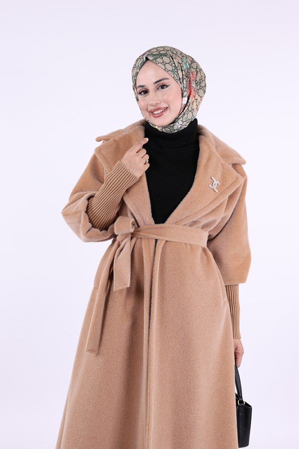 Bel Kuşaklı Yaka Taş Broş Detaylı Uzun Kaban 7923 Vizon - 6