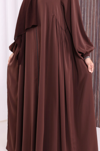 Oval Büzgülü Kol Manşetleri Lastikli Fermuarlı Tam Boy Ferace 6005 Kahverengi - 6
