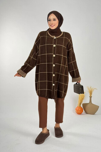Kare Çizgili Düğmeli Hırka 18329 Kahverengi - Bym Fashion