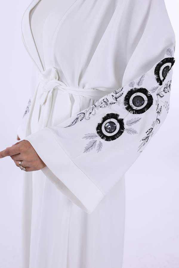 Nakış İşleme Detaylı Bel Kuşaklı Abaya 7898 Ekru - 4