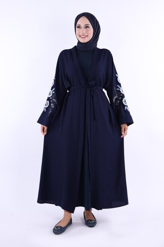 Nakış İşleme Detaylı Bel Kuşaklı Abaya 7898 Lacivert - Bym Fashion