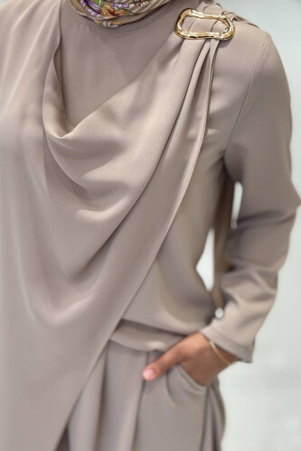 Tek Omuz Gold Toka Detaylı Tunik Pantolon Takım 8698 Açık Vizon - 4
