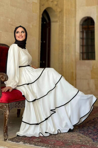 Kleid mit Lagendetail und Taillengürtel 6029 Ecru - 3