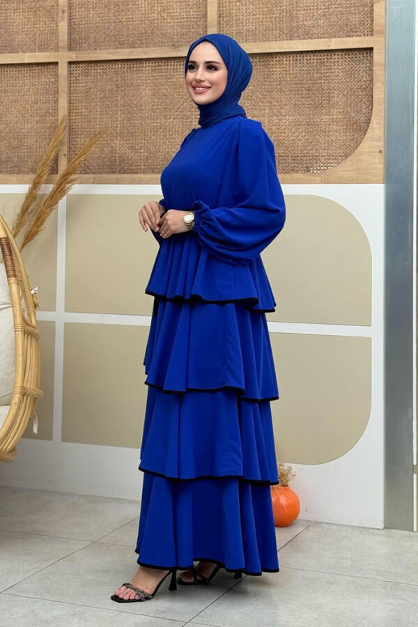 Kleid mit Lagendetail und Taillengürtel 6029 Saks - 3